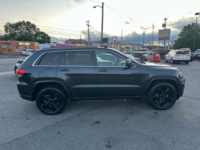 Used 2014 Jeep Grand Cherokee Altitude AWD/4WD image 4