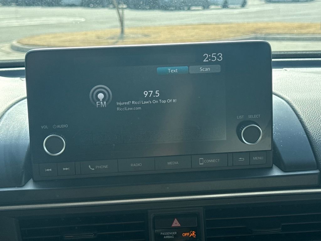 Used 2023 Honda Pilot LX image 23