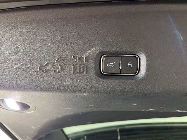 Used 2025 Ford Expedition Platinum image 51