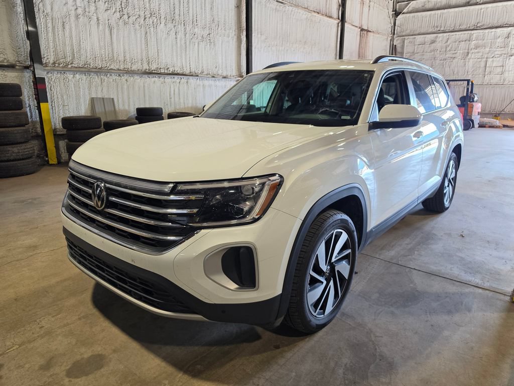 Used 2025 Volkswagen Atlas SE
