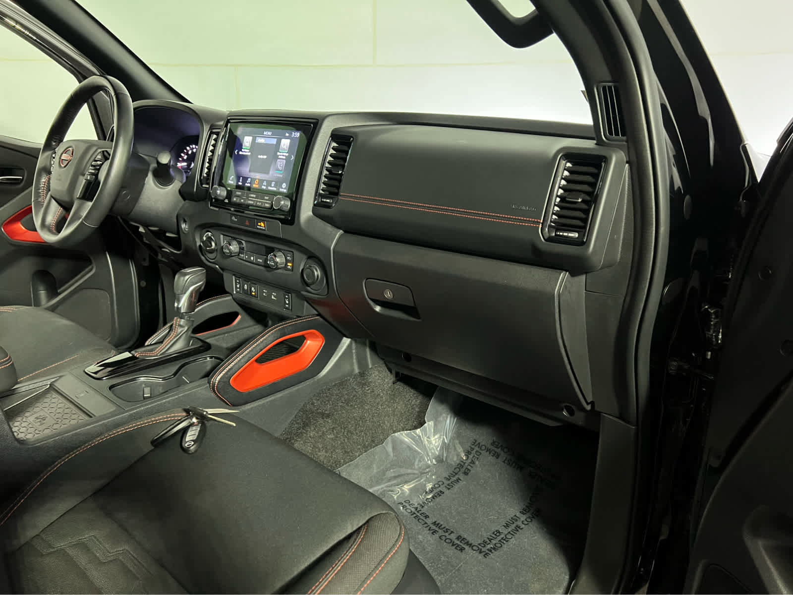 Certified 2023 Nissan Frontier PRO-4X w/ Pro Convenience Package AWD/4WD image 28