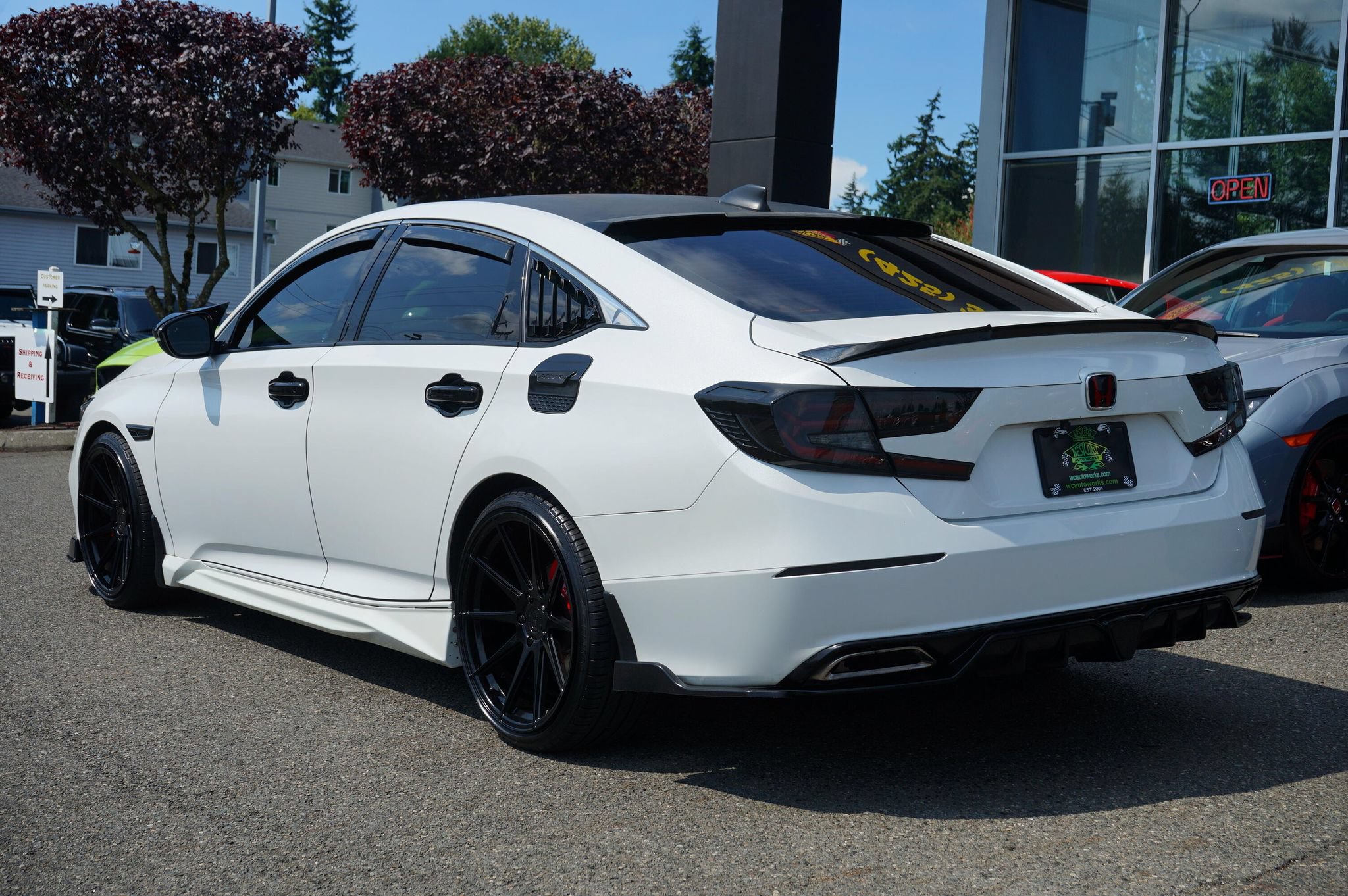 Used 2020 Honda Accord Sport image 3