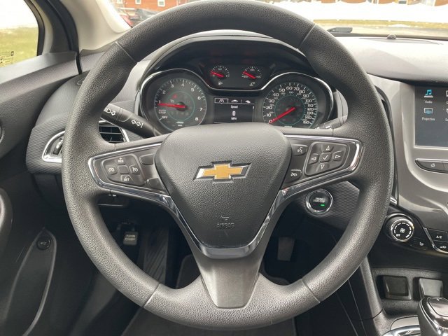 Used 2018 Chevrolet Cruze LT image 20