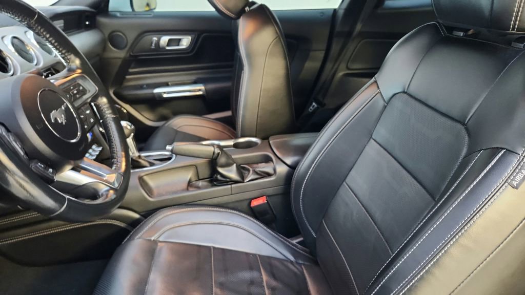 Used 2022 Ford Mustang GT Premium w/ Equipment Group 401A RWD image 10