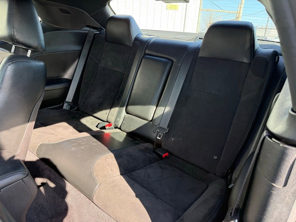 Used 2016 Dodge Challenger R/T Scat Pack w/ Leather Interior Group image 14