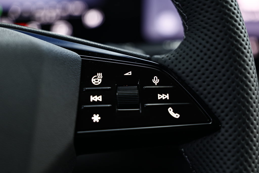New 2026 Audi SQ5 Prestige AWD/4WD image 36