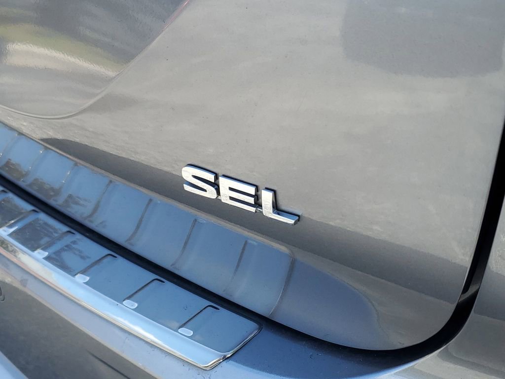 Used 2022 Mitsubishi Outlander SEL image 6