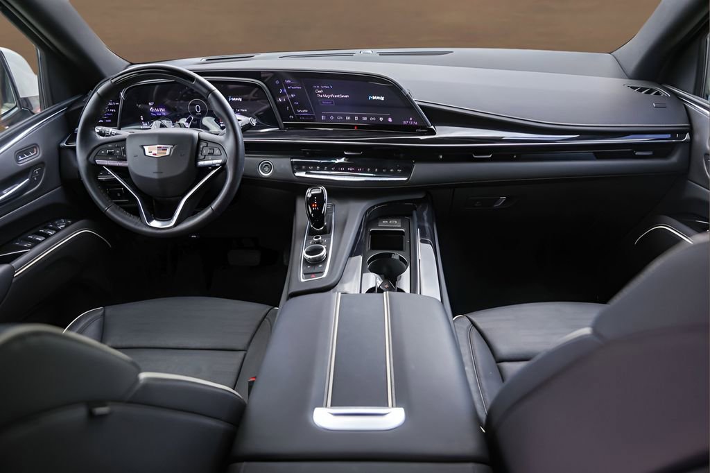 Used 2024 Cadillac Escalade Sport w/ Touring Package image 28