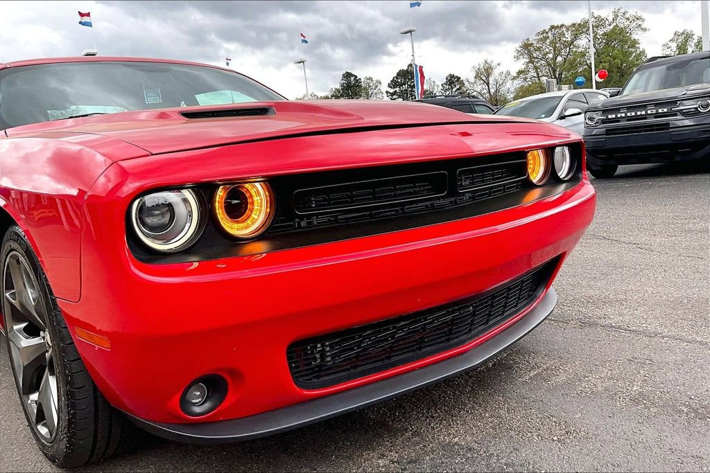 Used 2015 Dodge Challenger SXT Plus w/ Sound Group II image 5