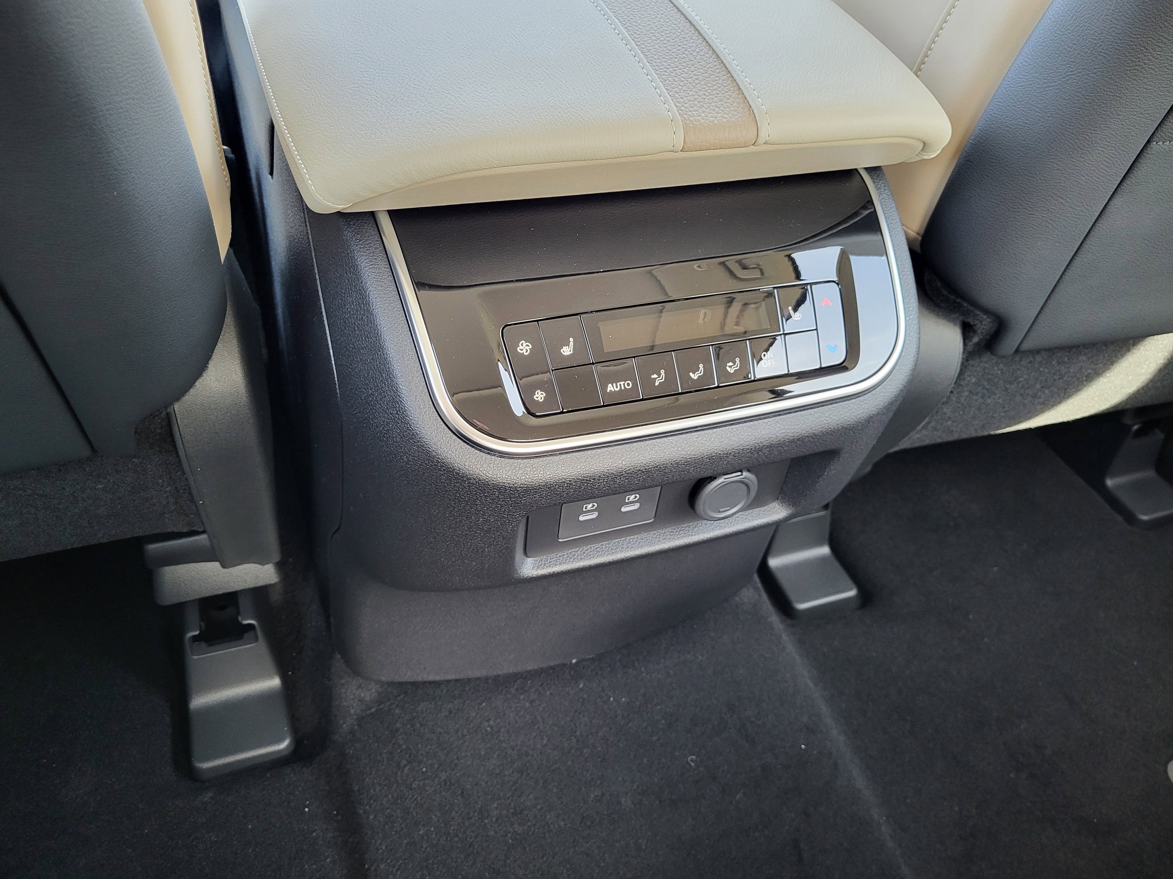 New 2026 Nissan Armada Platinum Reserve image 13