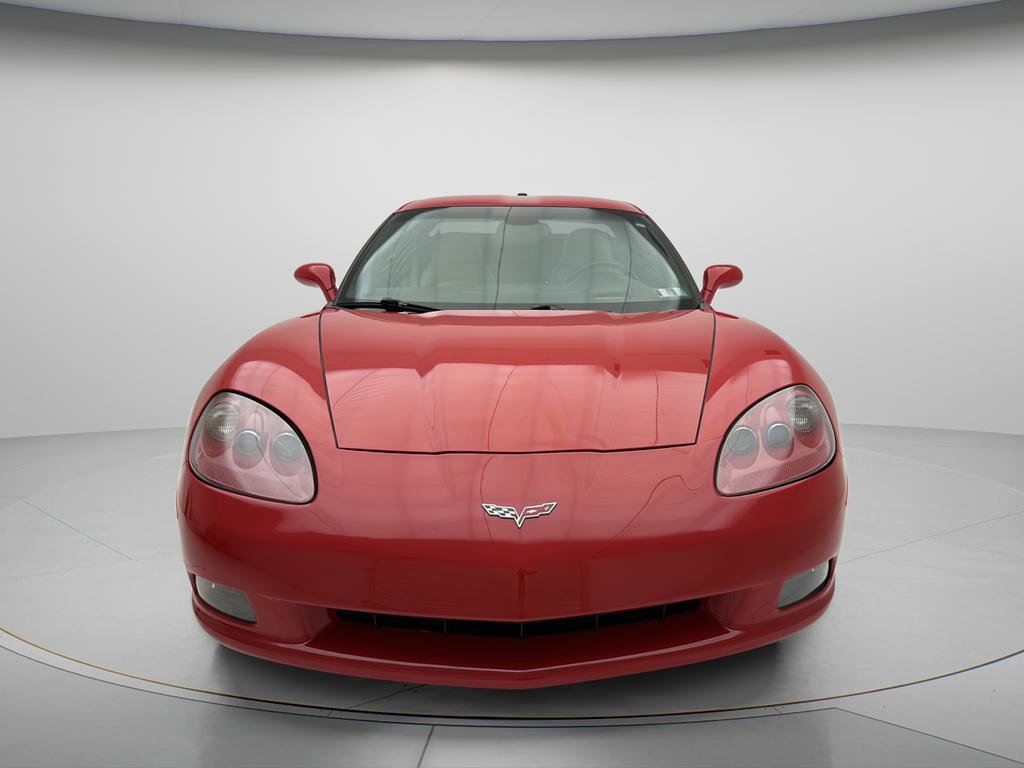 Used 2005 Chevrolet Corvette Coupe w/ Preferred Equipment Group RWD image 2
