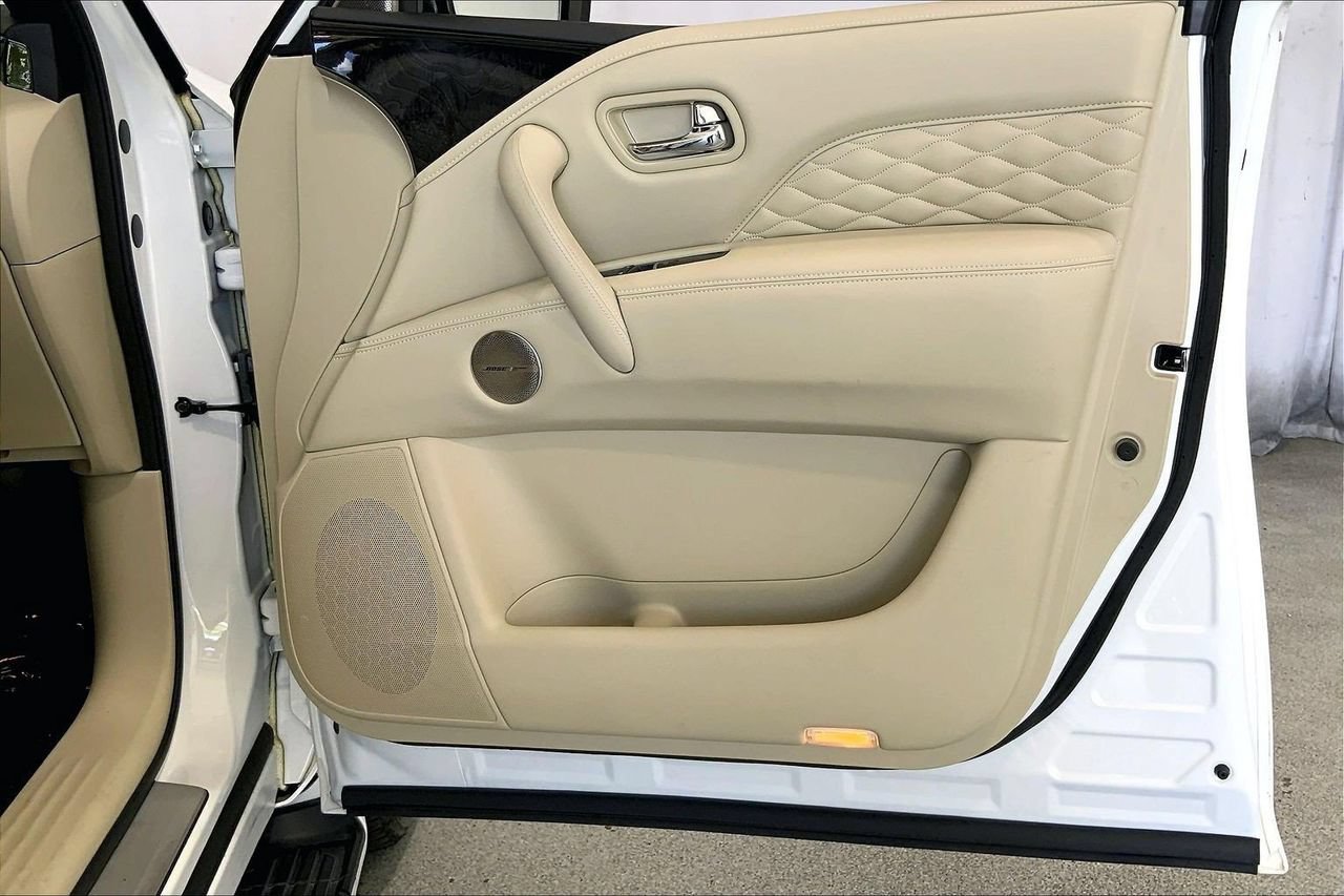 Used 2023 INFINITI QX80 Sensory w/ Cargo Package AWD/4WD image 26