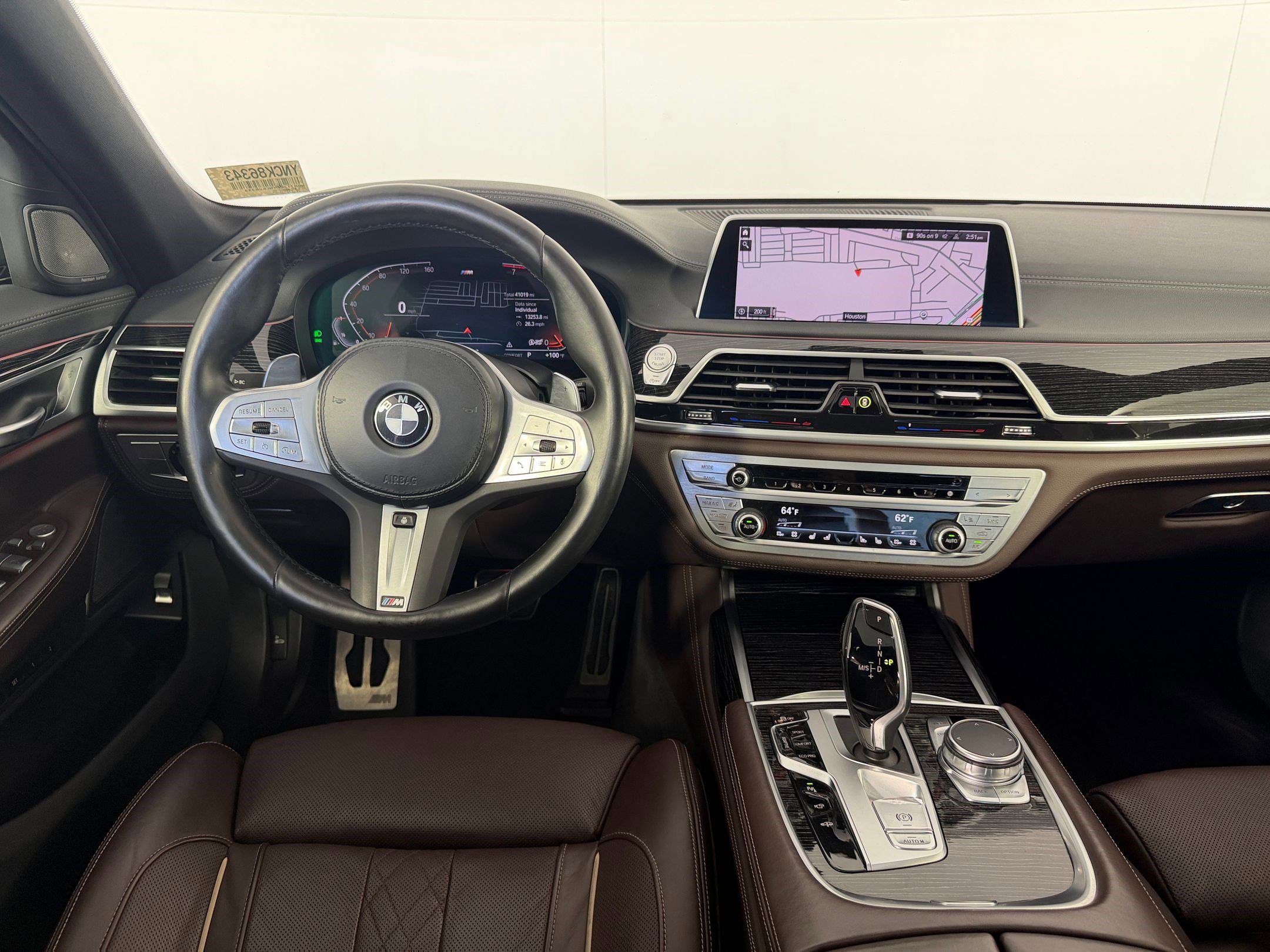 Used 2022 BMW 740i w/ M Sport Package RWD image 32