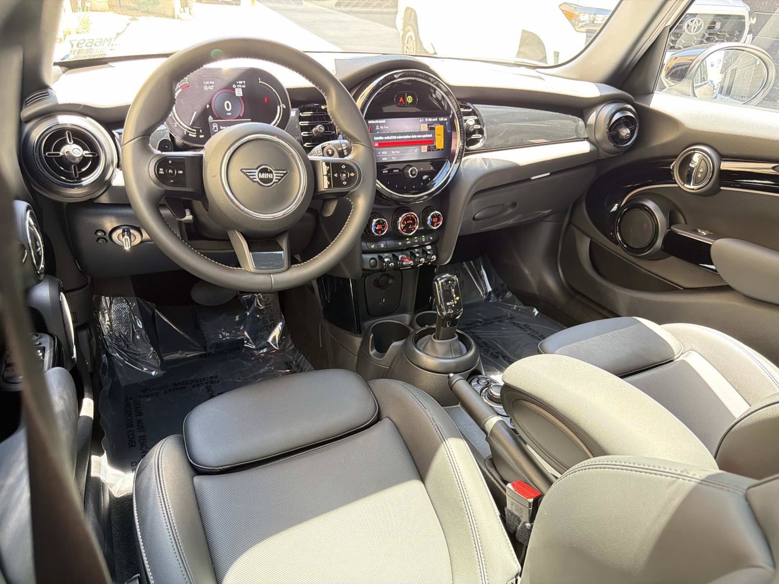 Certified 2023 MINI Cooper S FWD image 8