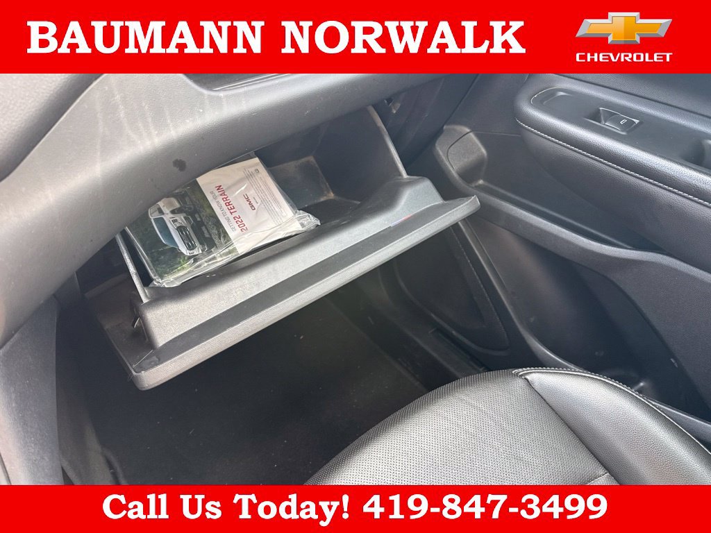 Used 2022 GMC Terrain SLT AWD/4WD image 33