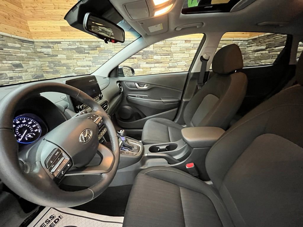 Used 2023 Hyundai Kona SEL w/ Convenience Package AWD/4WD image 11