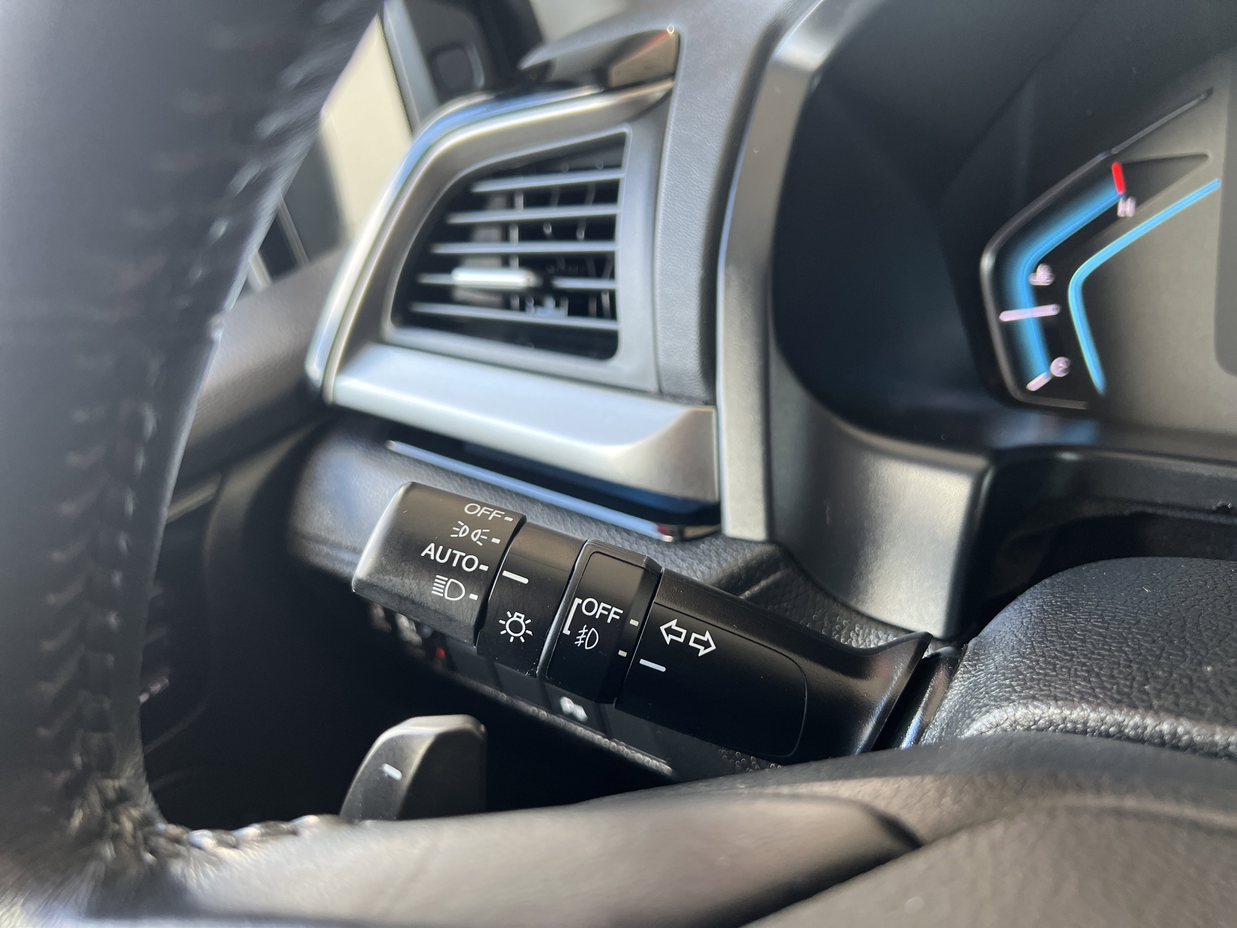 Used 2023 Honda Odyssey Touring image 26