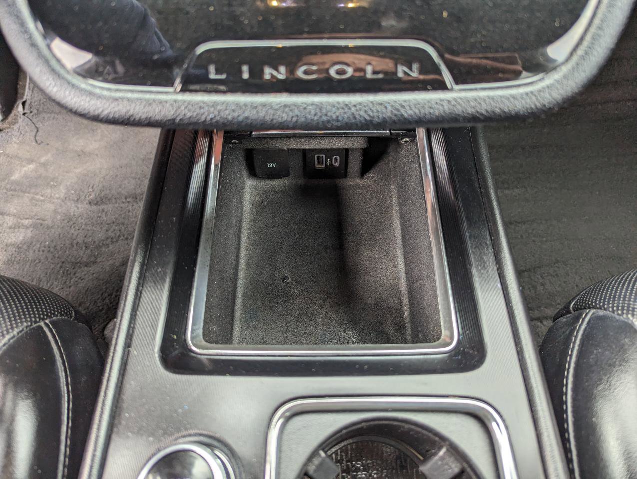 Used 2020 Lincoln Corsair AWD w/ Premium Package image 25