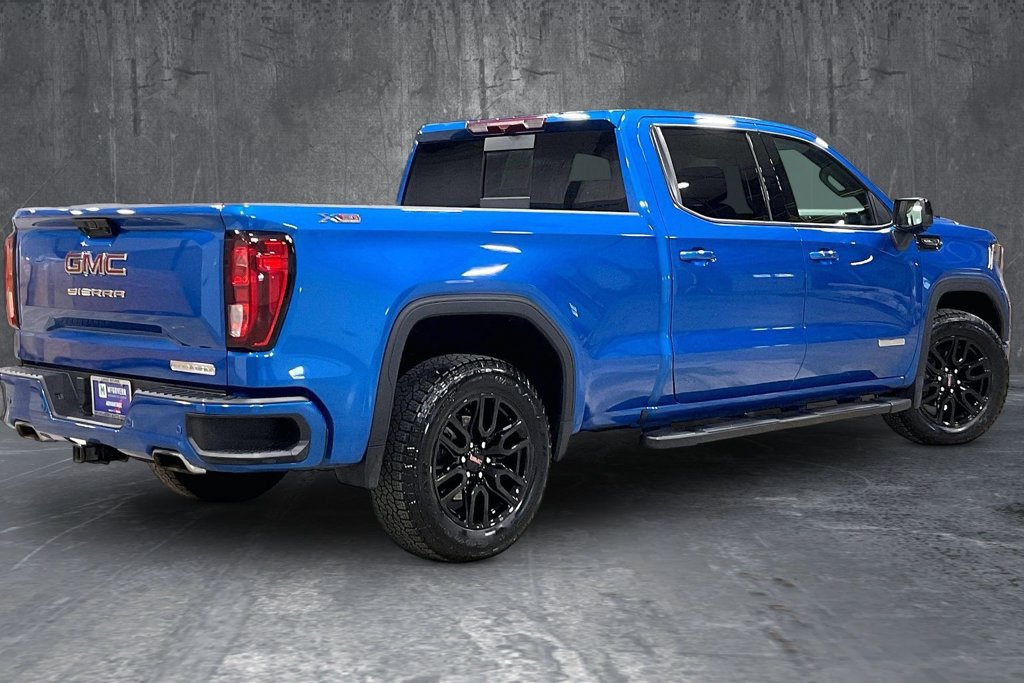 Used 2024 GMC Sierra 1500 Elevation w/ Elevation Premium Package AWD/4WD image 7