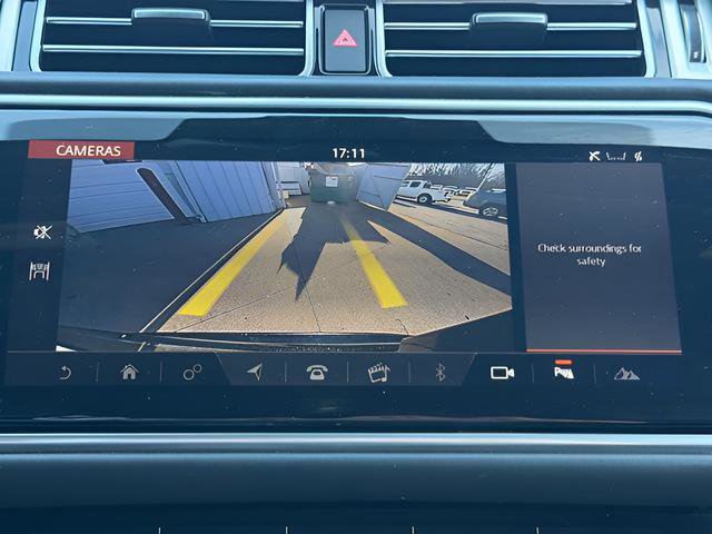 Used 2020 Land Rover Range Rover HSE AWD/4WD image 16