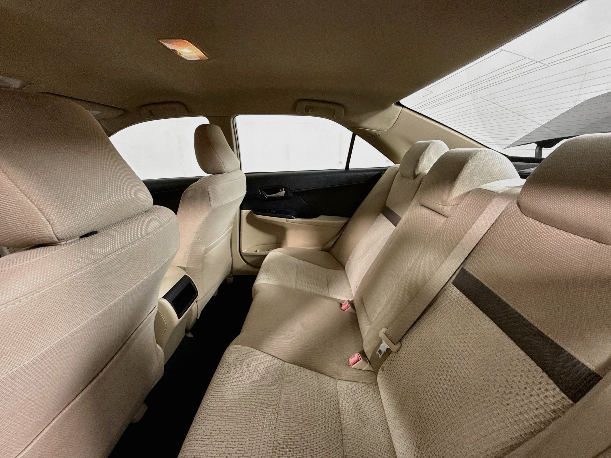 Used 2014 Toyota Camry LE FWD image 22
