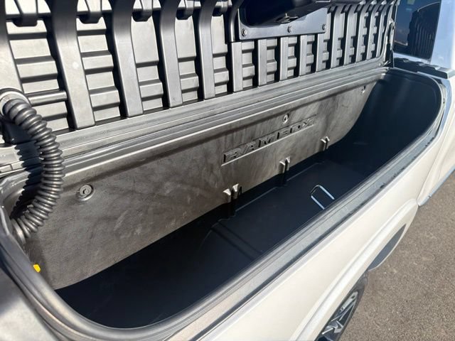 Used 2025 RAM 1500 Limited AWD/4WD image 9