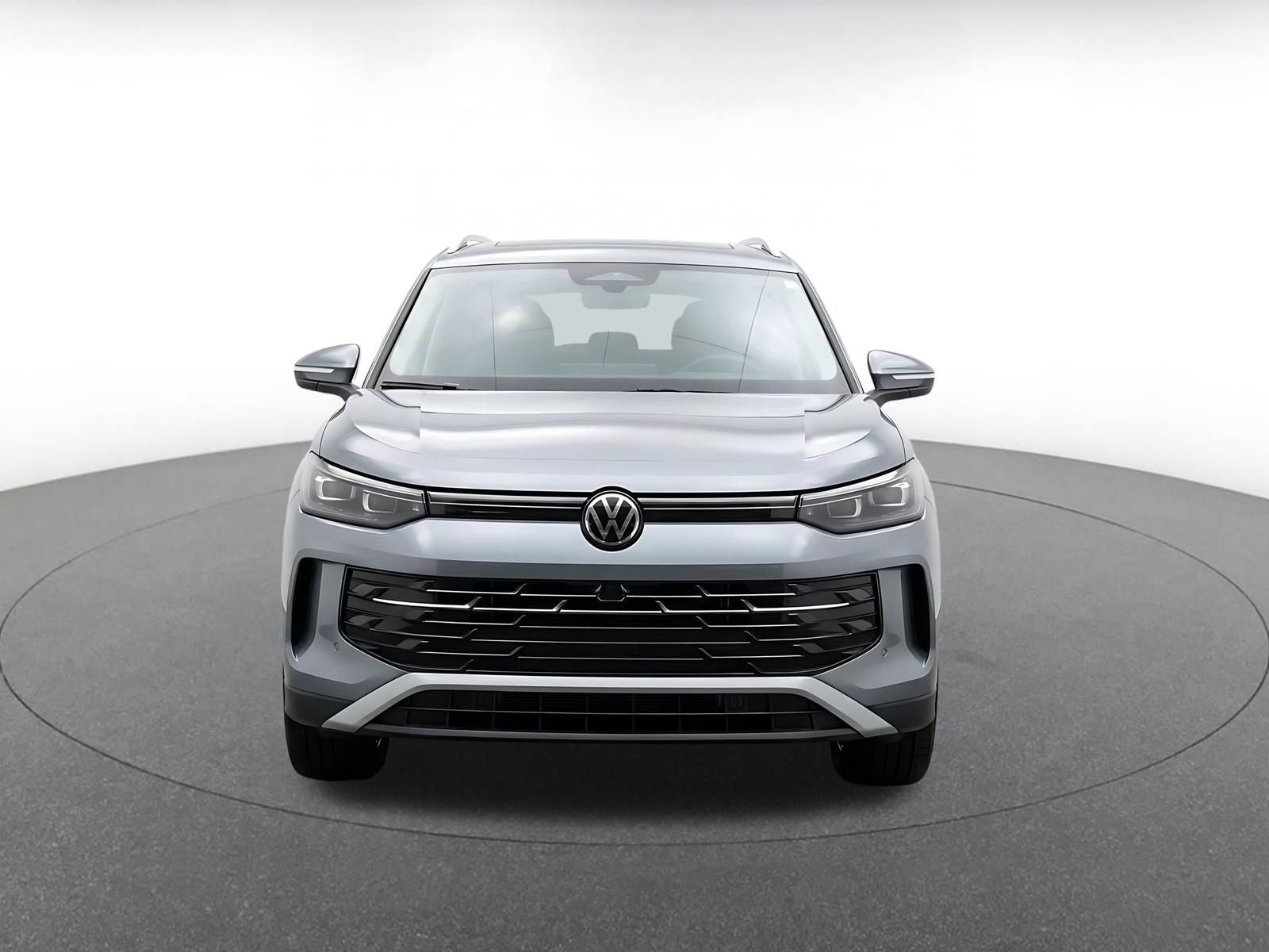 Used 2026 Volkswagen Tiguan SE FWD video 2