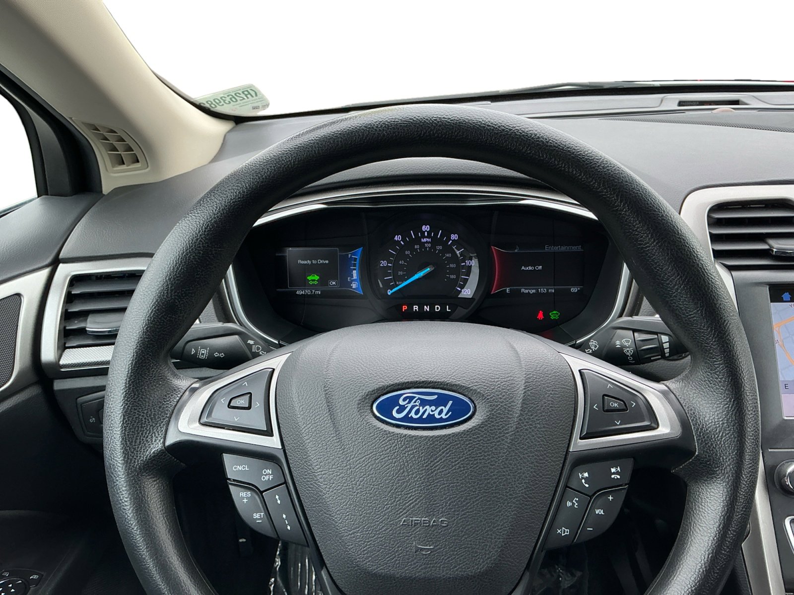 Used 2019 Ford Fusion SE FWD image 12