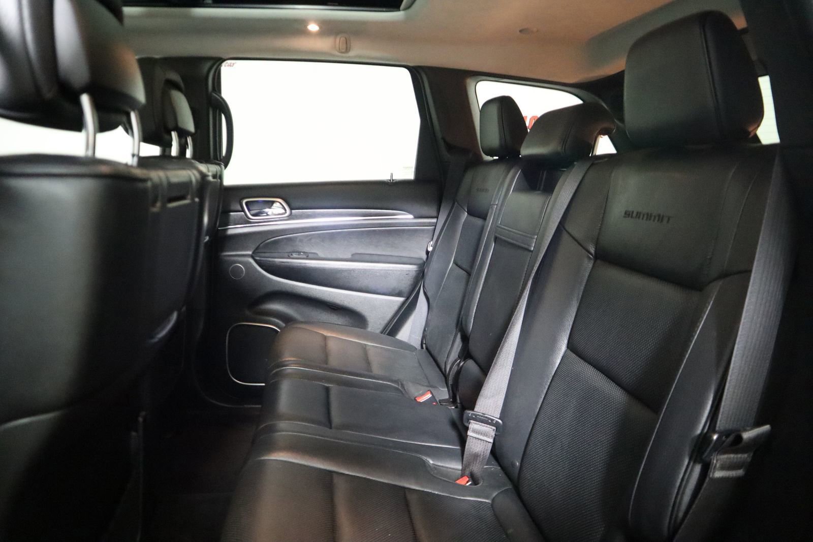 Used 2017 Jeep Grand Cherokee Summit AWD/4WD image 47