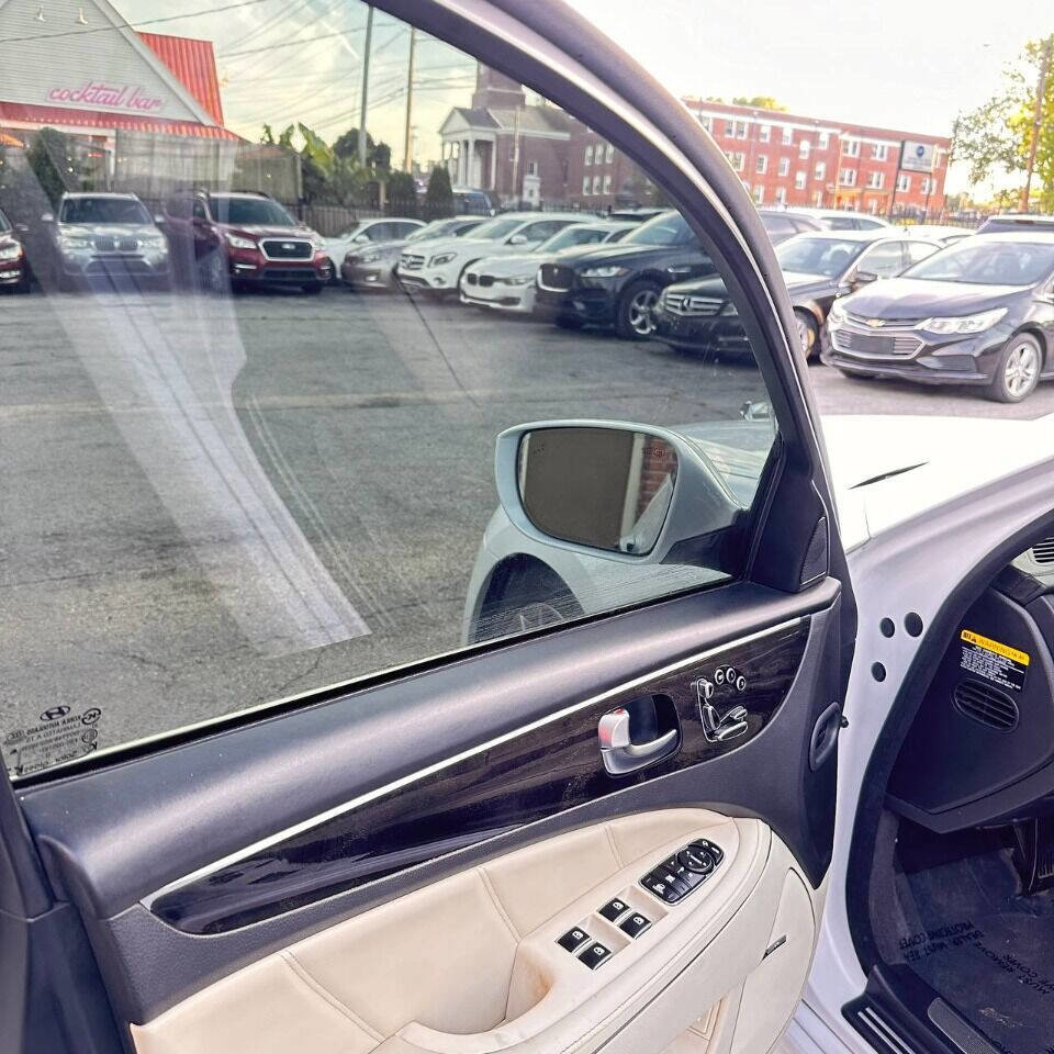 Used 2014 Hyundai Equus Ultimate image 13