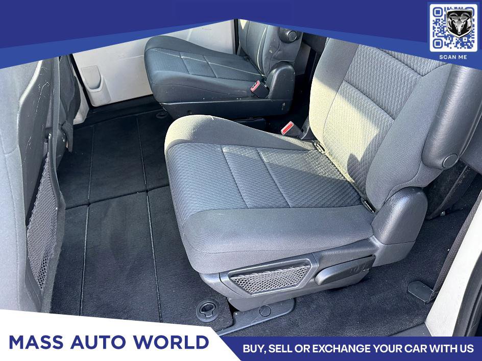 Used 2010 Dodge Grand Caravan SE image 6