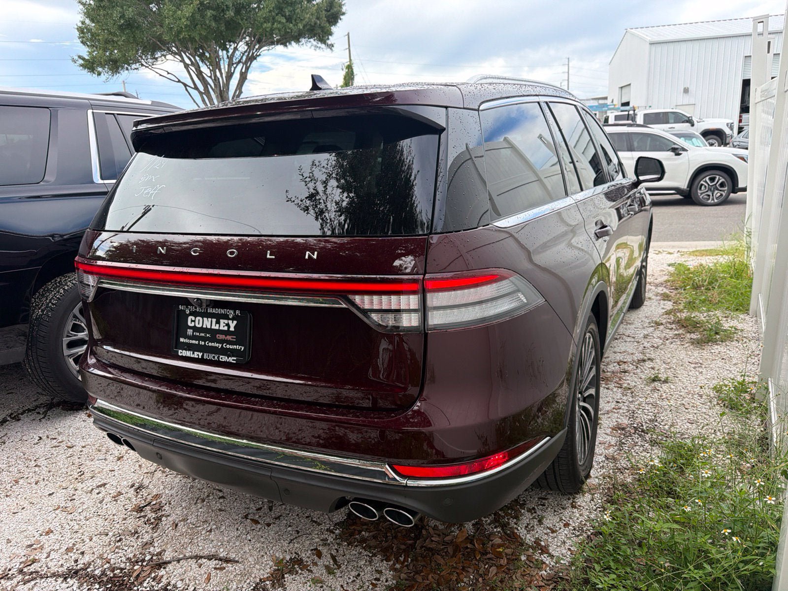 Used 2022 Lincoln Aviator Reserve w/ Elements Package Plus RWD image 10