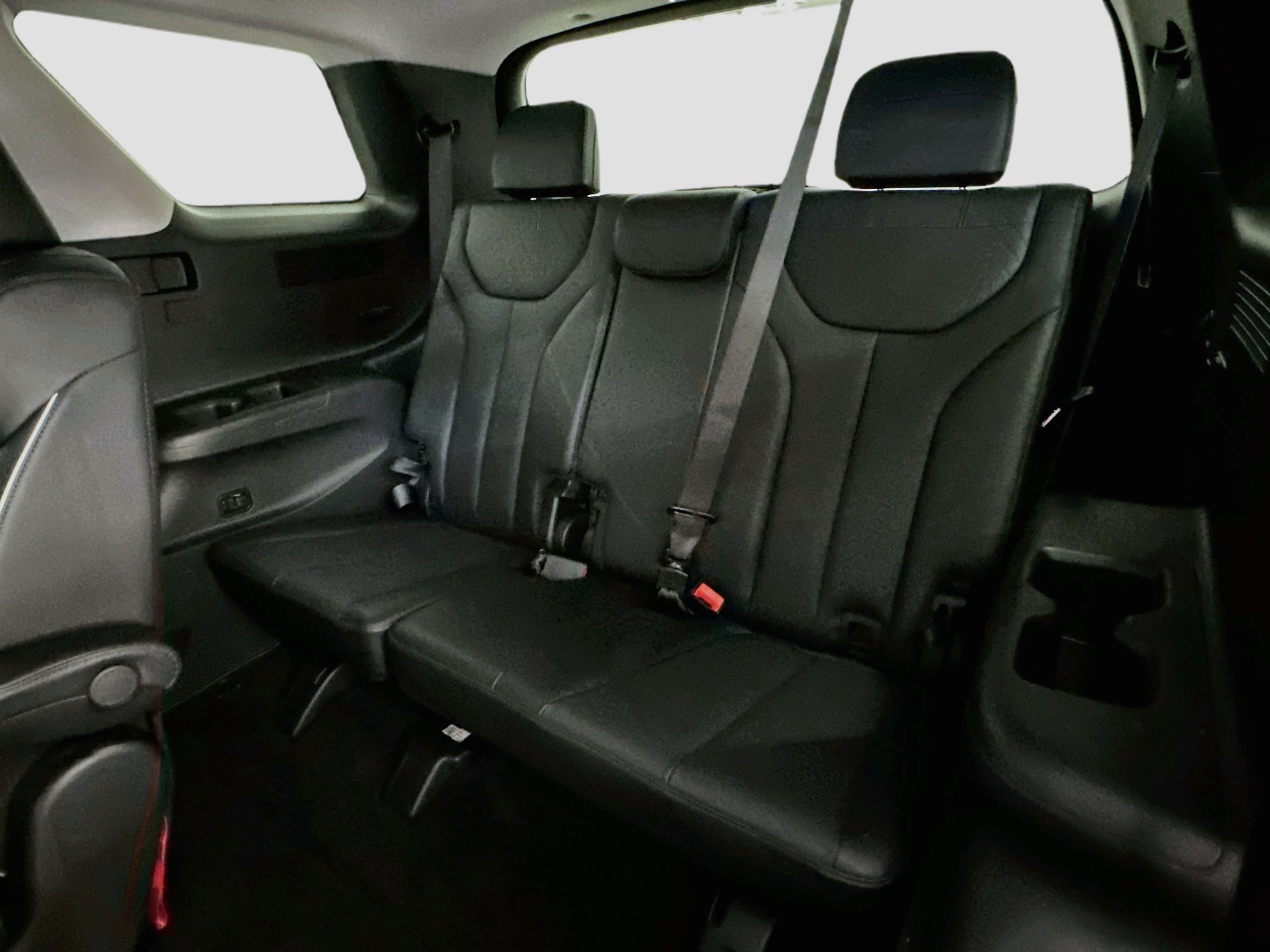 Used 2025 Hyundai Palisade SEL AWD/4WD image 30
