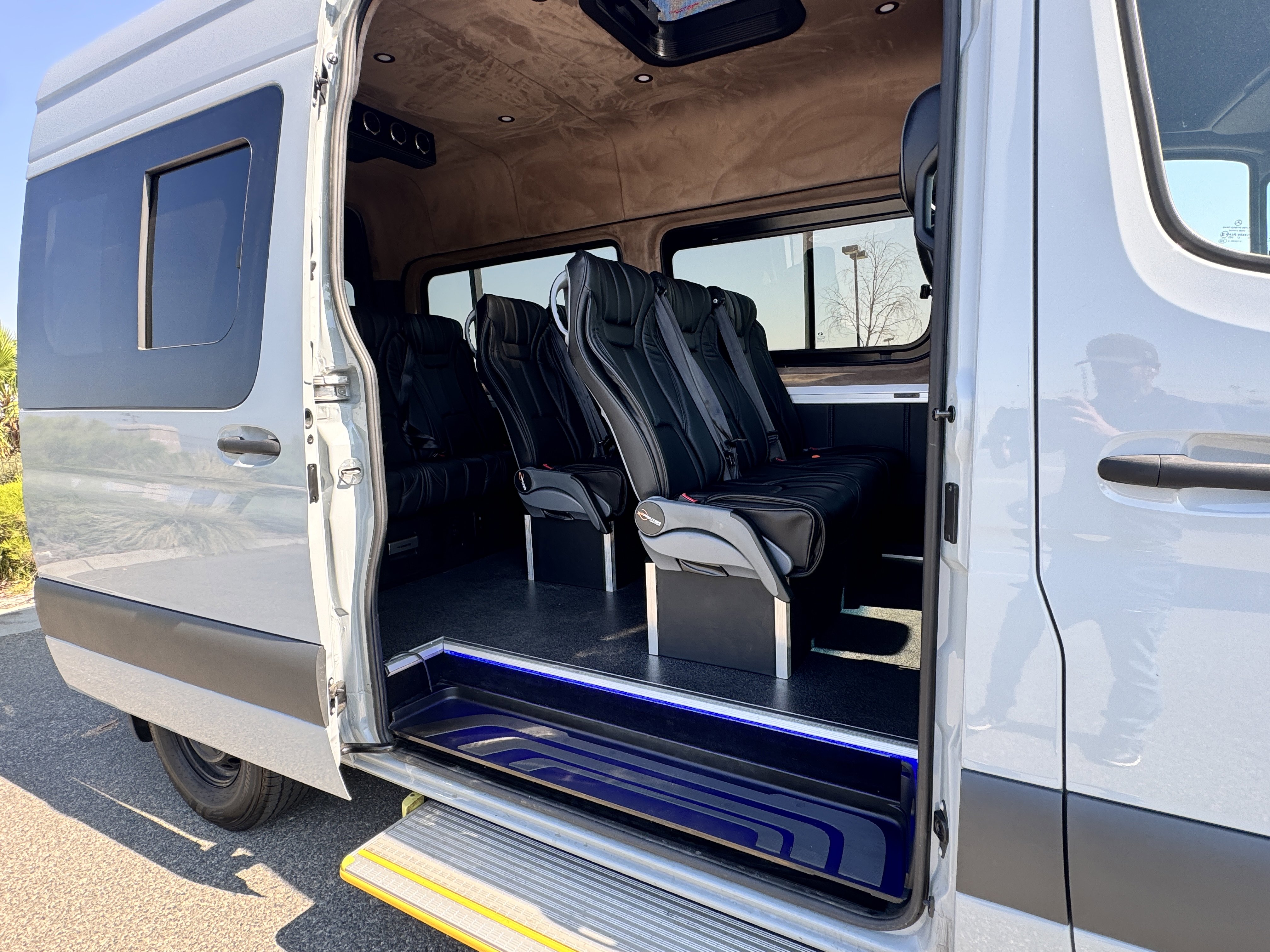 Used 2023 Mercedes-Benz Sprinter 2500 image 24