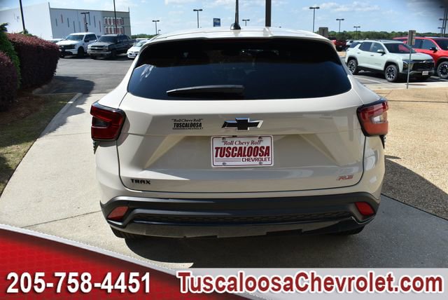 New 2026 Chevrolet Trax RS FWD image 8