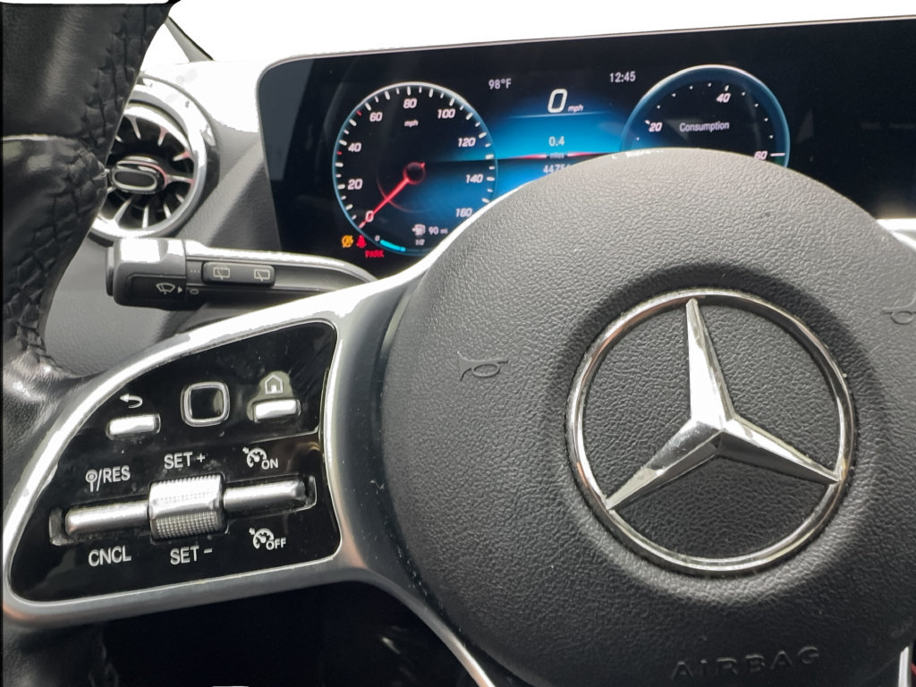 Used 2022 Mercedes-Benz GLA 250 4MATIC w/ Premium Package Lite image 42