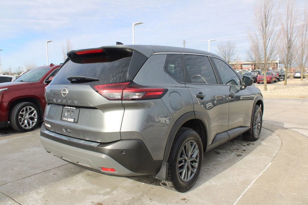 Used 2023 Nissan Rogue S image 7