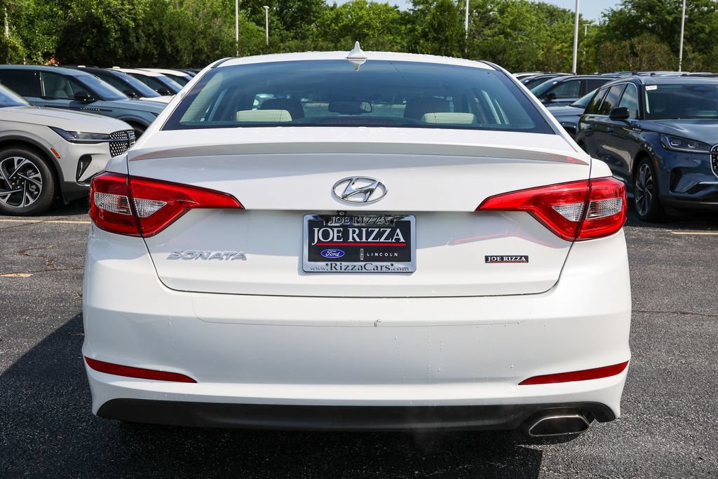 Used 2015 Hyundai Sonata SE w/ Option Group 09 FWD image 27