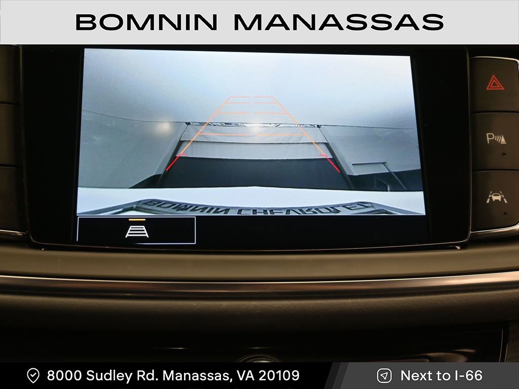 Used 2023 Buick Enclave Essence image 17