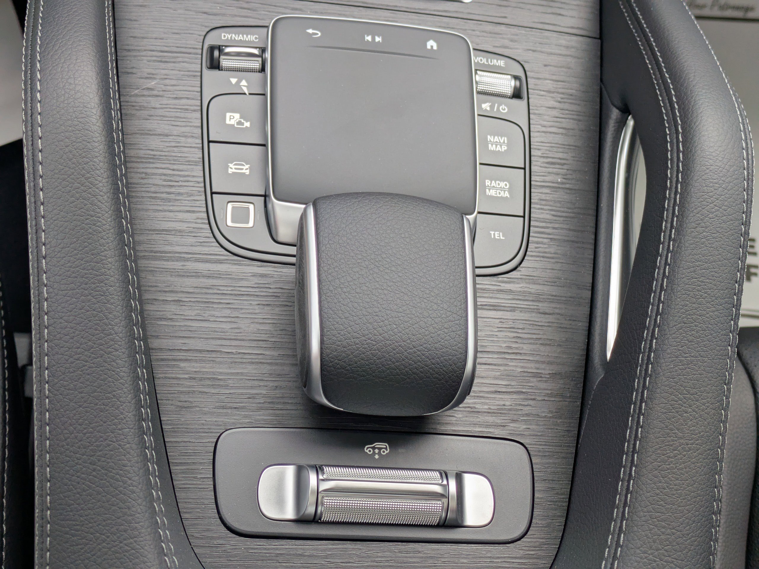 New 2026 Mercedes-Benz GLS 450 4MATIC image 30