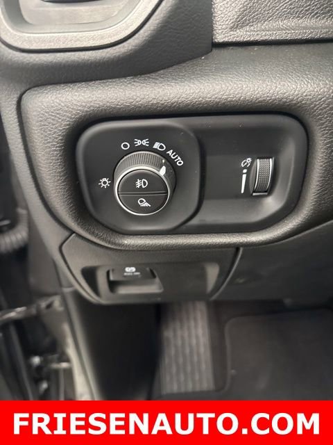 New 2025 RAM 1500 Tradesman w/ Night Edition image 12