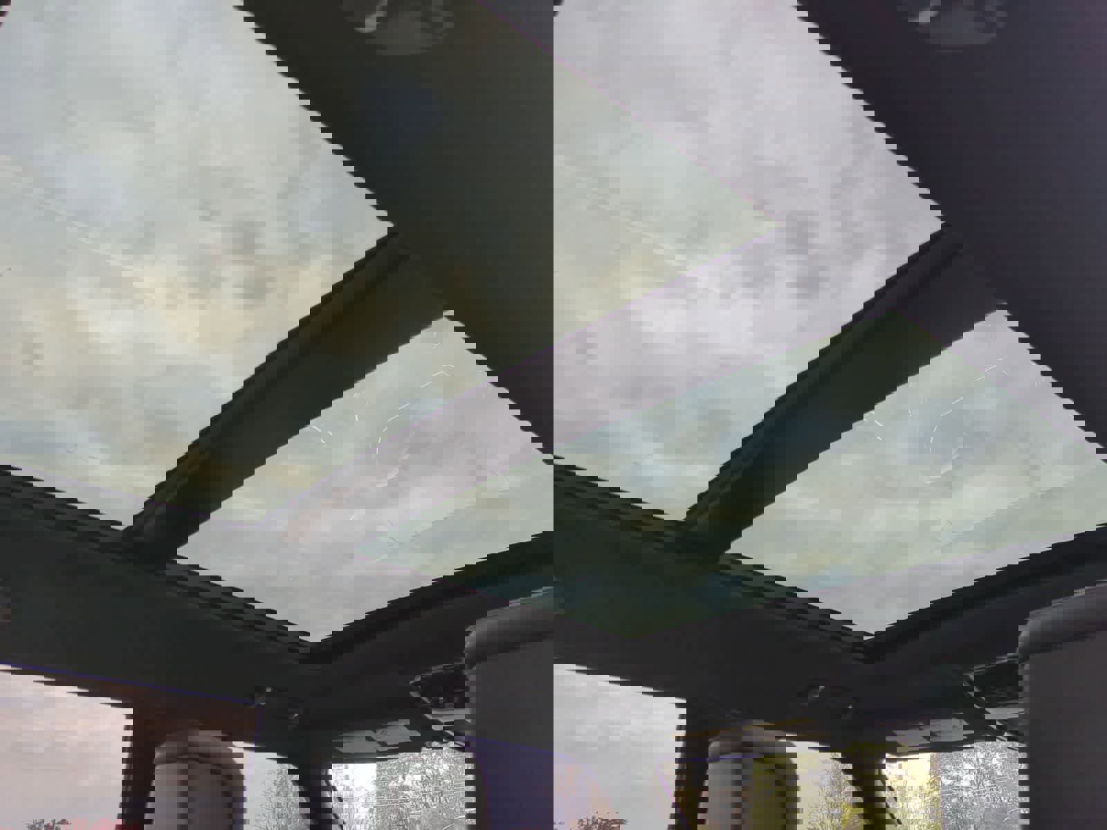 Used 2018 Land Rover Range Rover Long Wheelbase Supercharged image 22