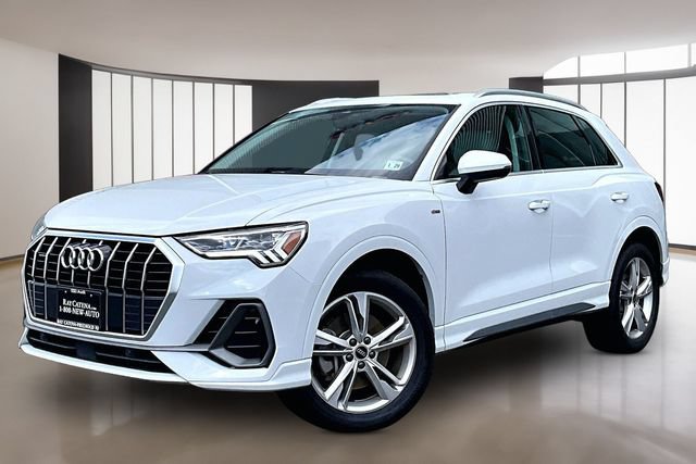 Certified 2024 Audi Q3 2.0T Premium AWD/4WD image 3