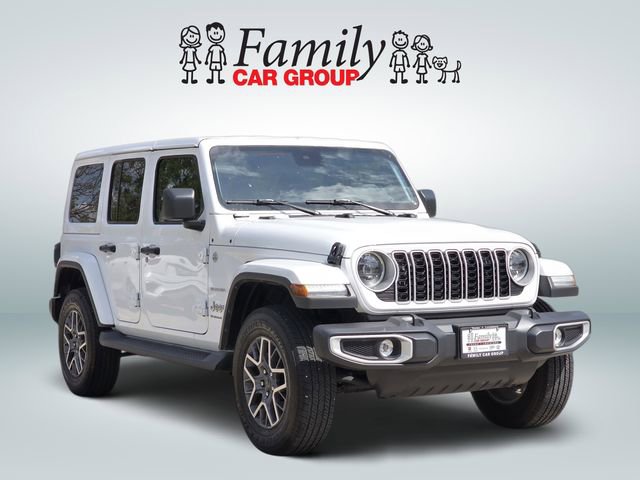 Used 2024 Jeep Wrangler Sahara image 2