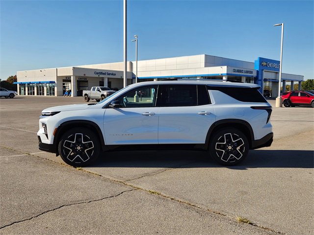 New 2026 Chevrolet Traverse High Country w/ LPO, Floor Liner Package image 4