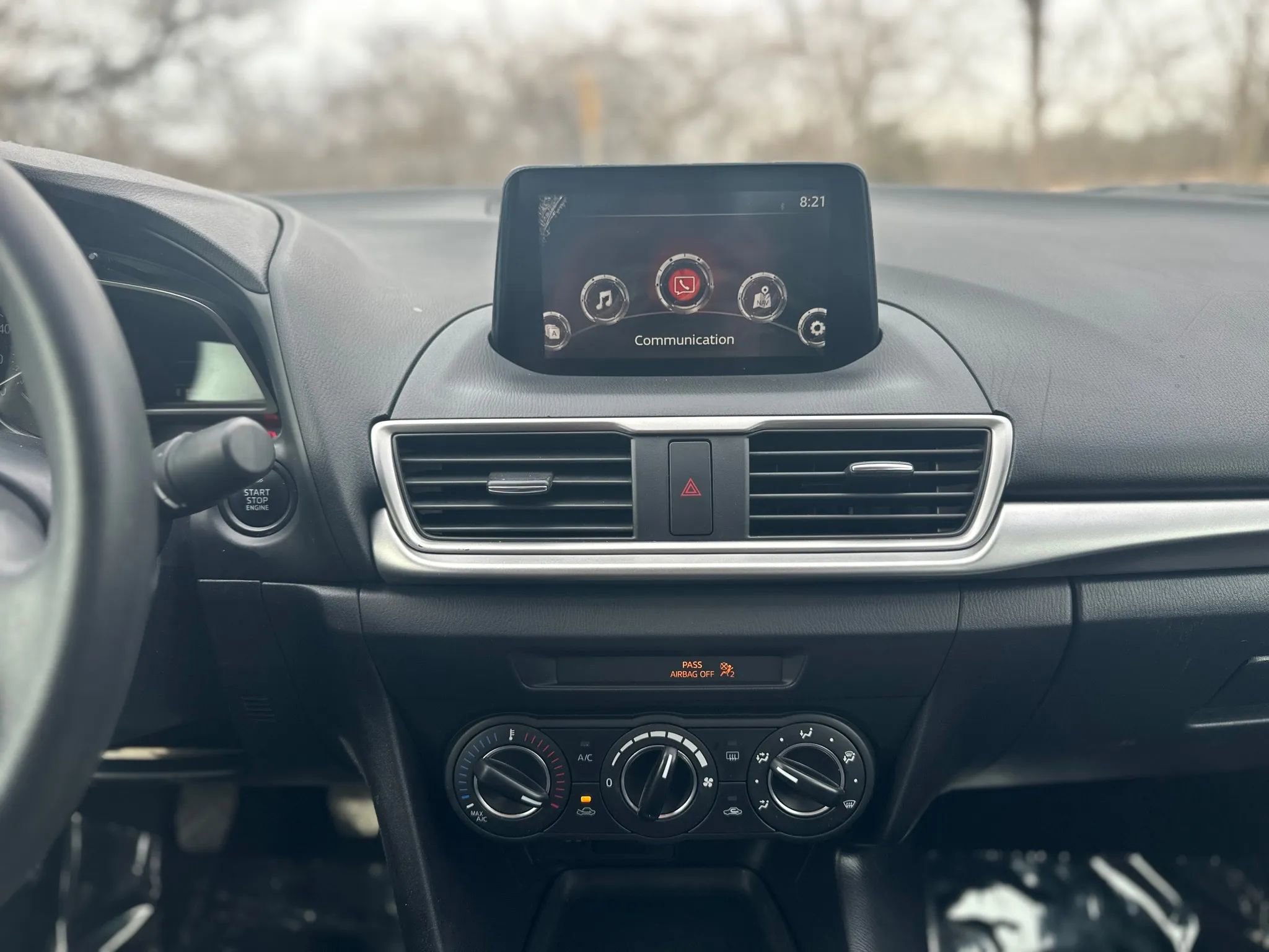 Used 2017 MAZDA MAZDA3 Sport w/ Preferred Equipment Package image 25