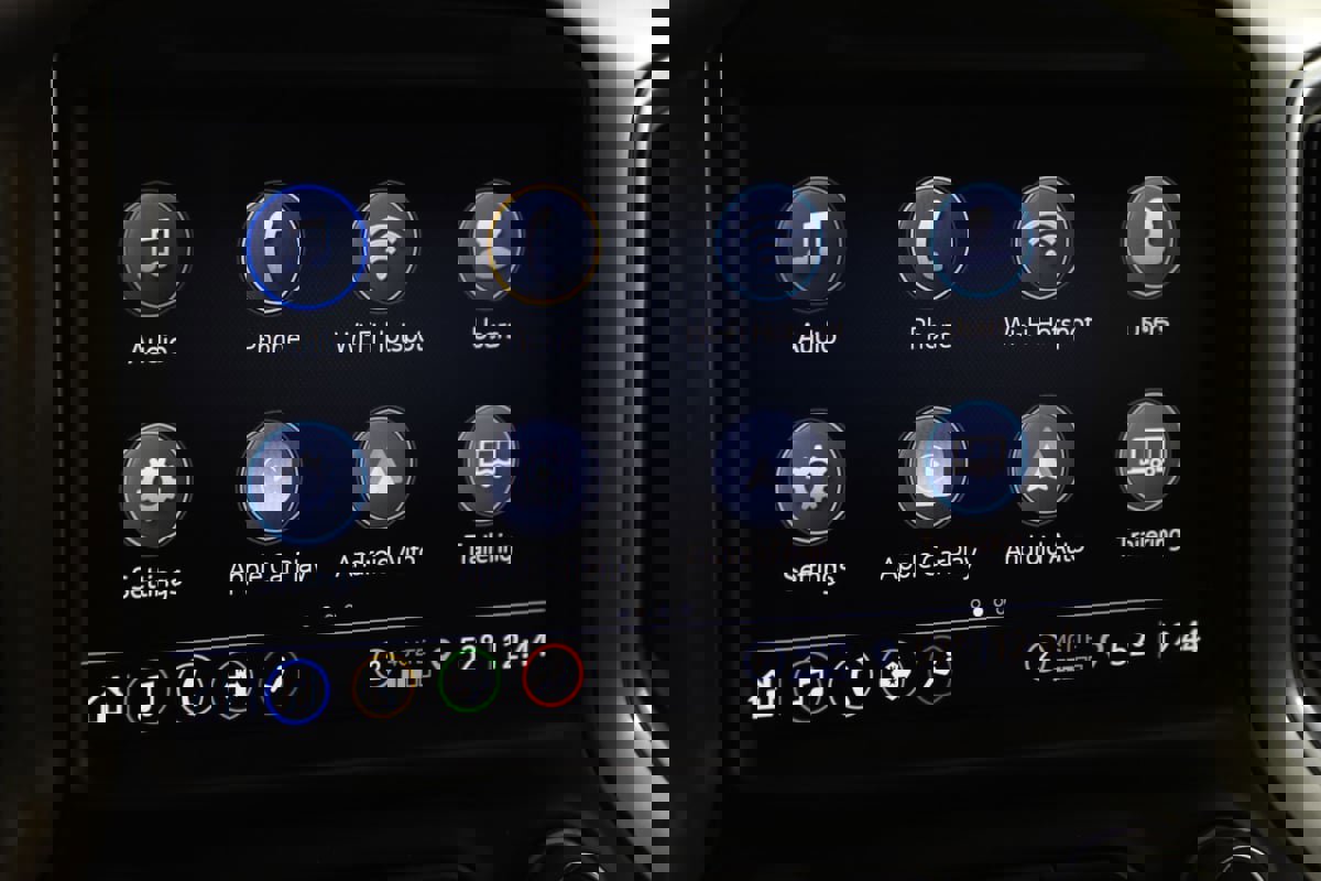 Used 2022 Chevrolet Silverado 2500 LTZ w/ LTZ Plus Package image 32