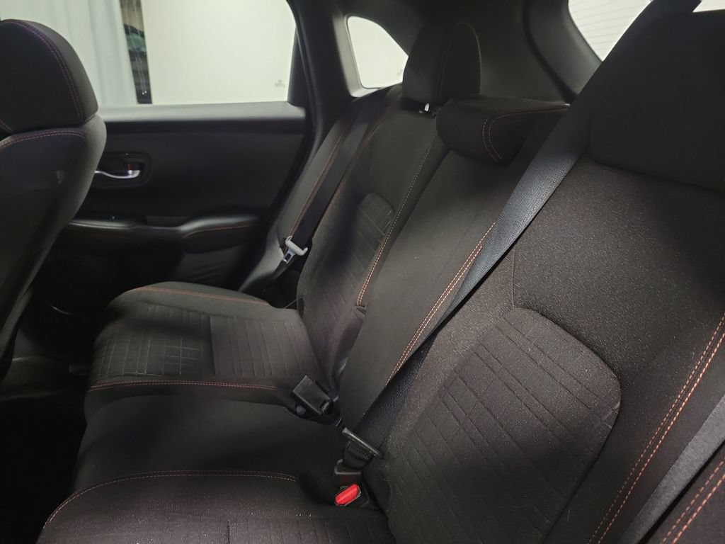 Used 2025 Honda HR-V Sport image 29