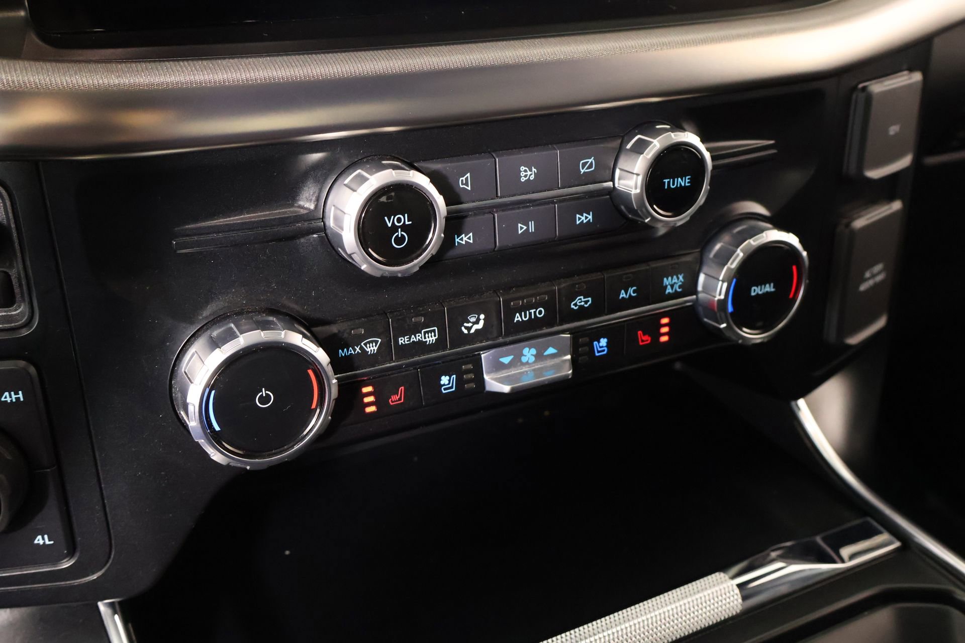 Used 2023 Ford F150 Raptor AWD/4WD image 8