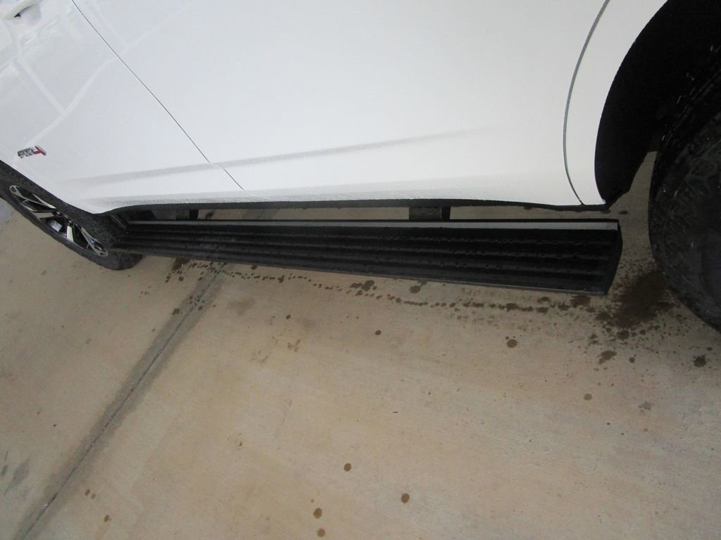 New 2026 GMC Yukon AT4 w/ AT4 Premium Plus Package image 35